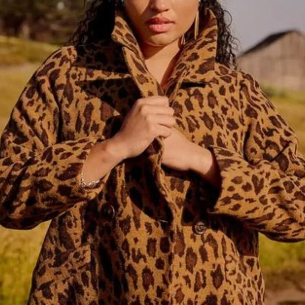 LANE BRYANT LEOPARD PRINT DOUBLE BREASTED JACQUARD COAT SIZE 18 NWT - Picture 3 of 9